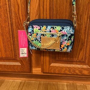 NWT Lilly Pulitzer Marsten Crossbody in the 2024 Exclusive Disney Parks print